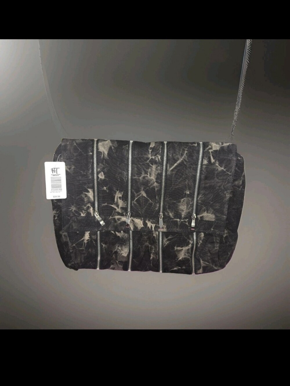 Hot Topic 4 Zip Deluxe Tote NEW